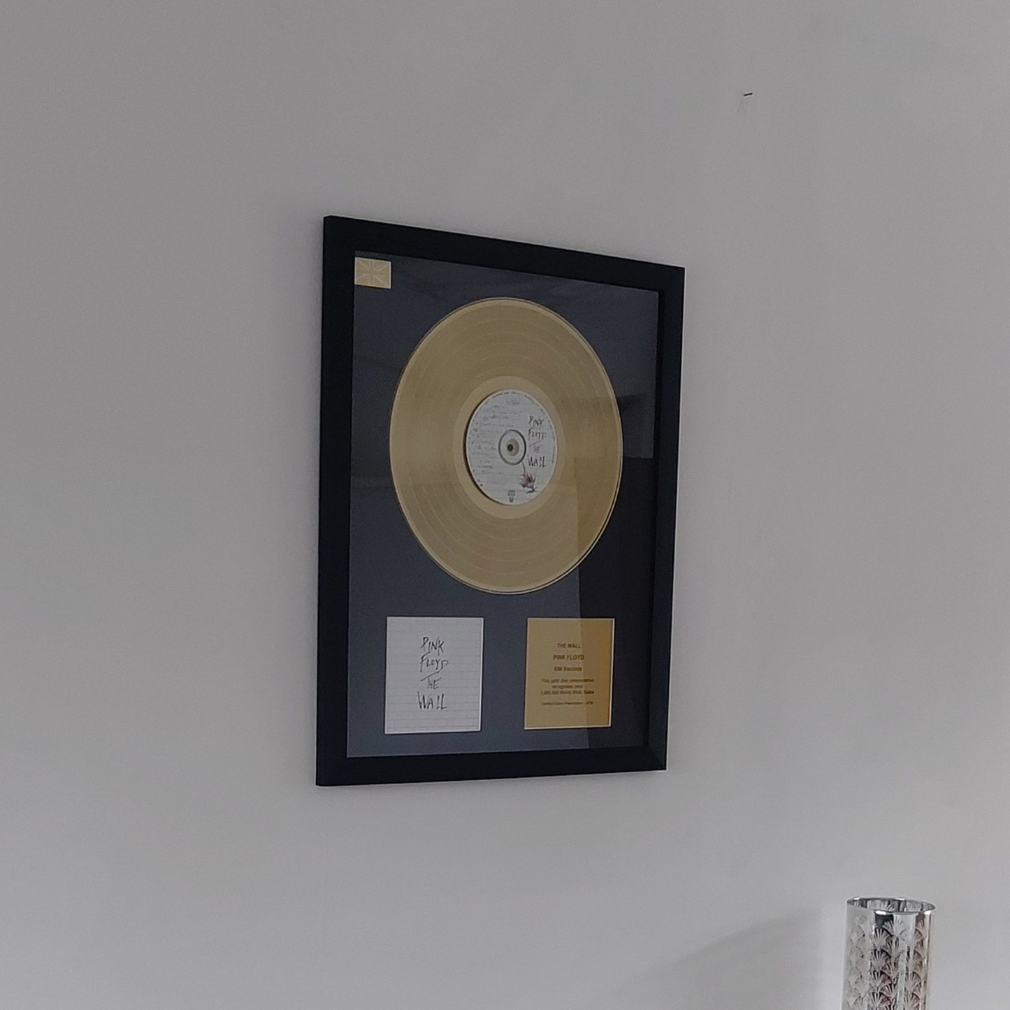 PINK FLOYD - The Wall | Gold Record & CD Presentation