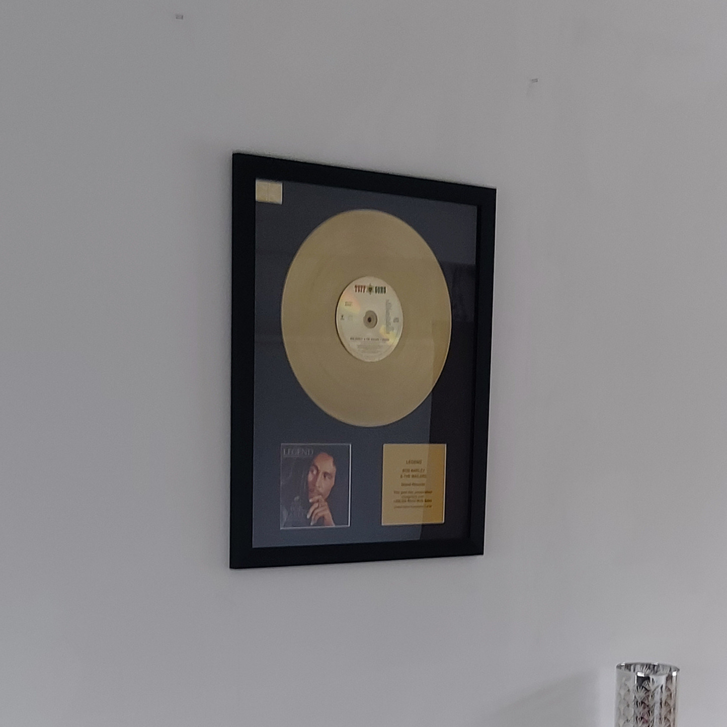 BOB MARLEY & THE WAILERS - Legend | Gold Record & CD Presentation